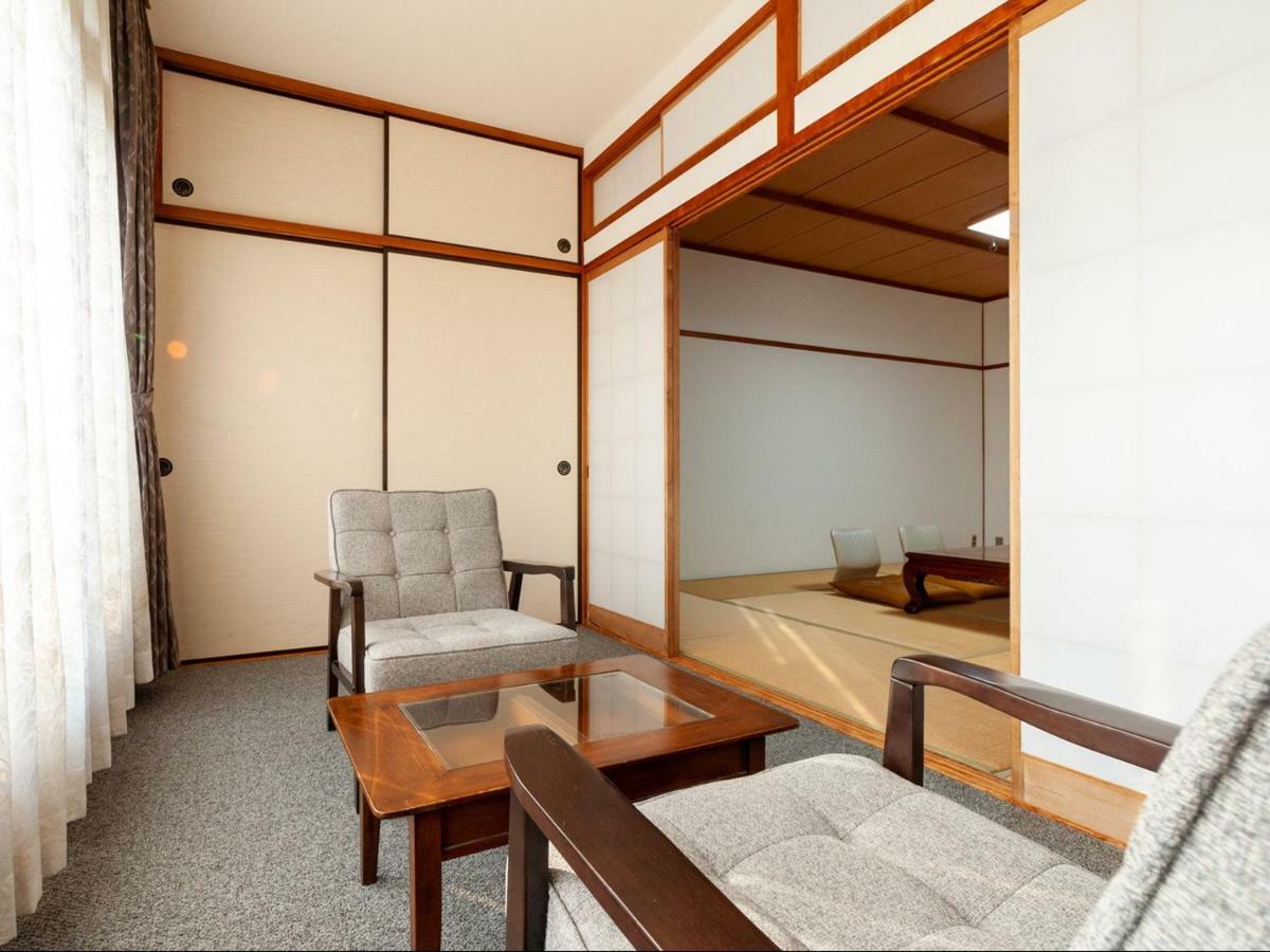 Kikuchi Grand Hotel Exterior photo